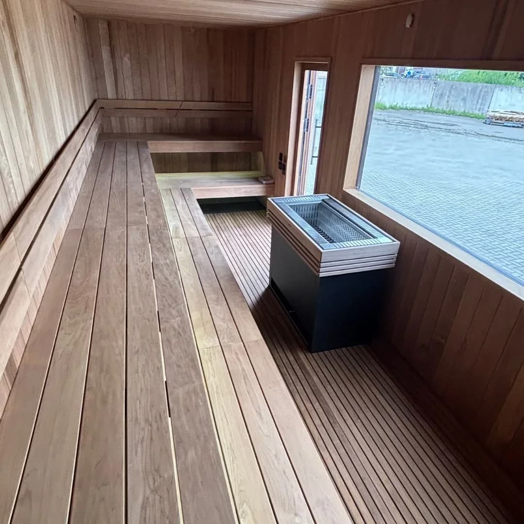Outdoor Dark-Clad Insulated Garden Sauna (2.5m x 7.2m), view 2