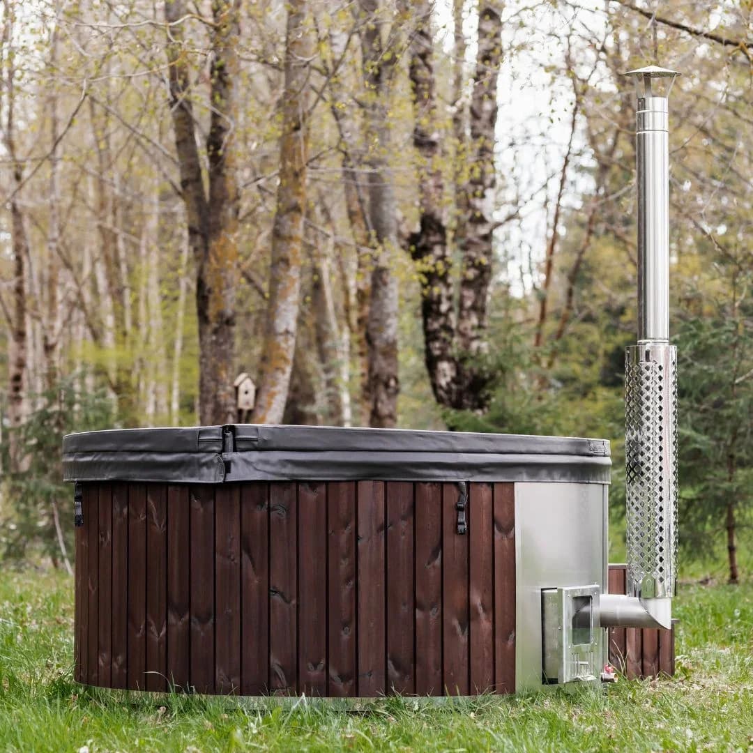 Outdoor Fiberglass Round Hot Tub with Integrated Heater, view 2