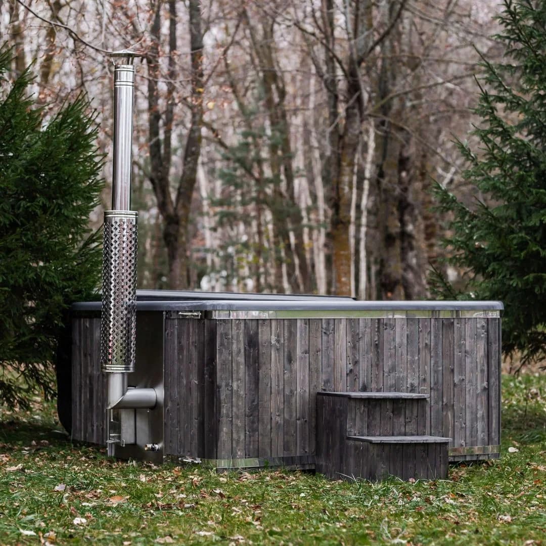 Outdoor Fiberglass Square Hot Tub with Integrated Heater (2.2m x 2.2m), view 2
