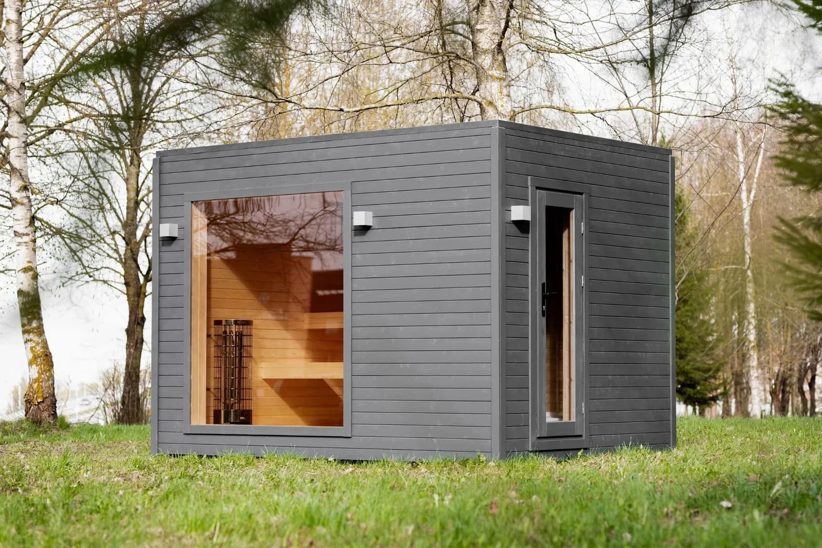 Outdoor Insulated Garden Sauna (2.4m x 3.4m)