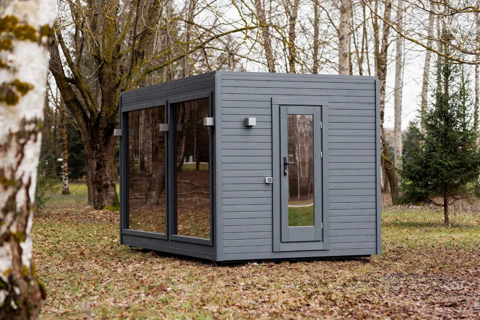 Outdoor Insulated Garden Sauna (2.4m x 4.1m), view 2