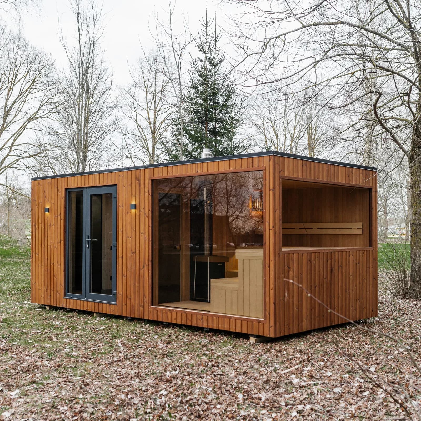 Outdoor Insulated Garden Sauna (2.9m x 6m)