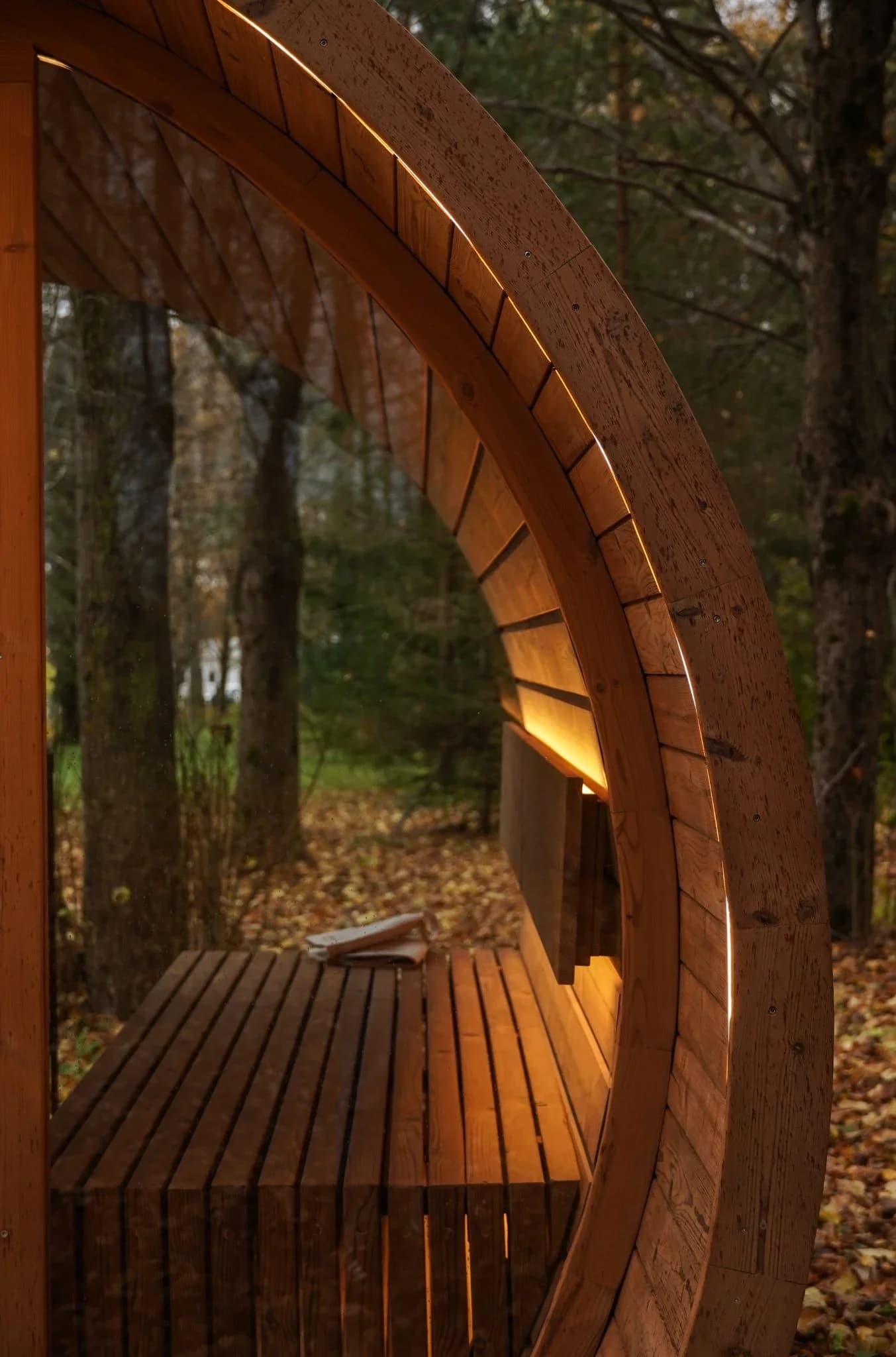 Outdoor Round Sauna in Thermo Wood (2.6M), view 25