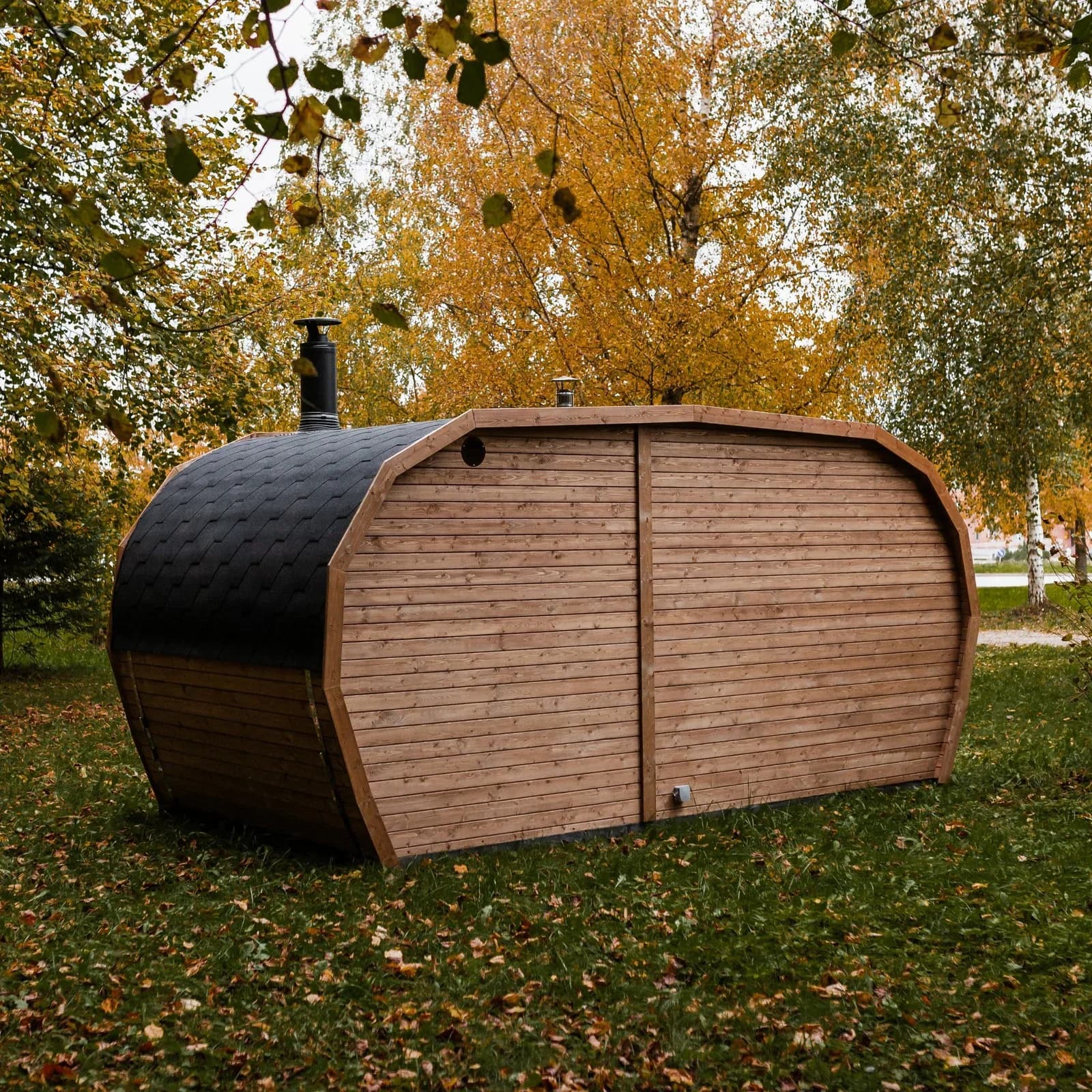 Outdoor Garden Sauna and Hot Tub Suite, view 15