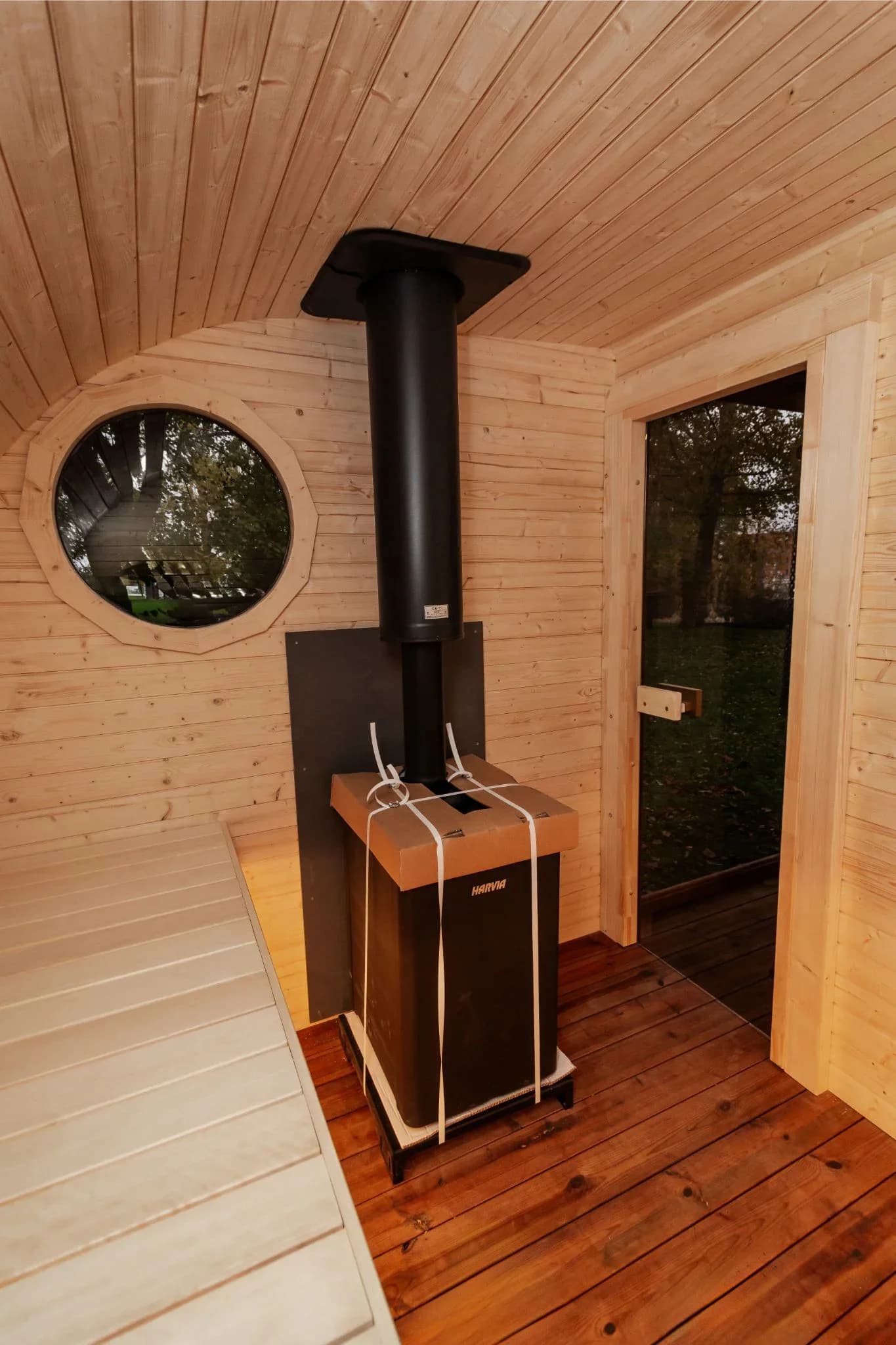 Outdoor Garden Sauna and Hot Tub Suite, view 20