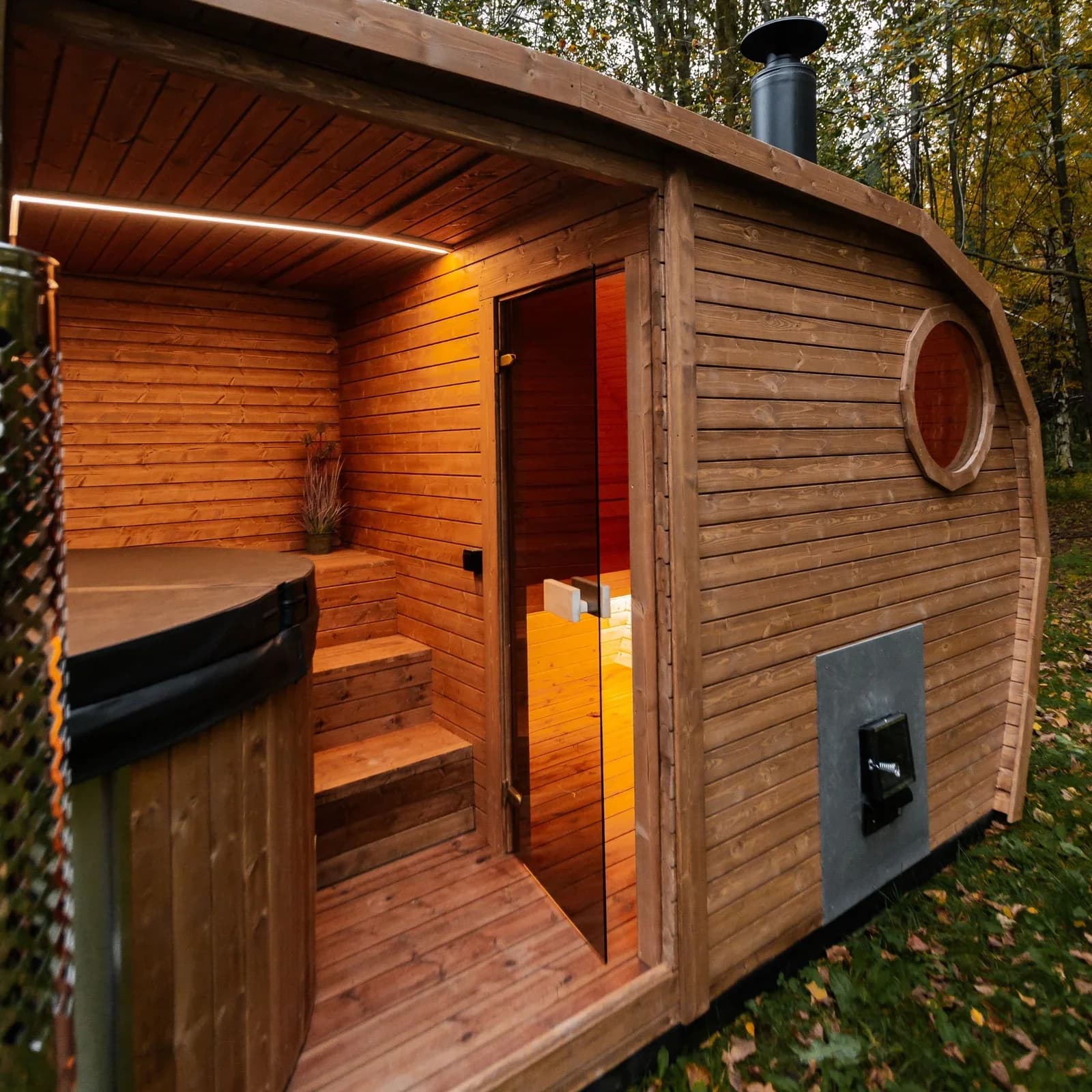 Outdoor Garden Sauna and Hot Tub Suite, view 21