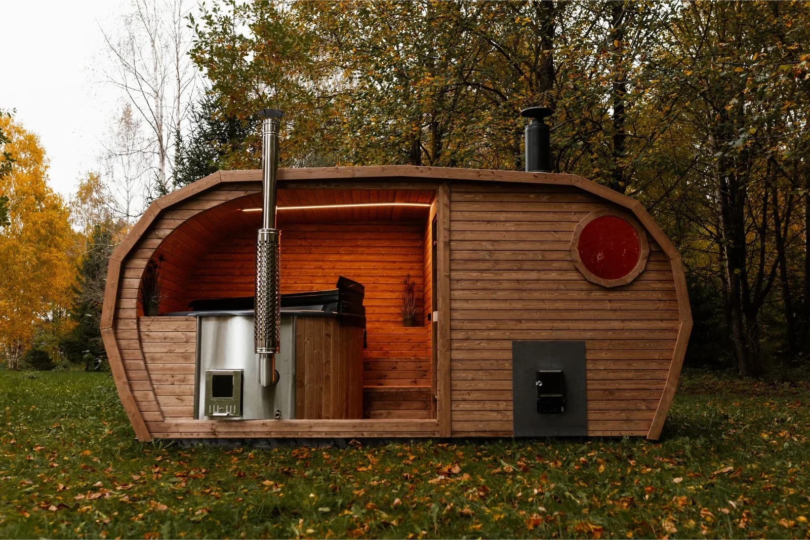 Outdoor Garden Sauna and Hot Tub Suite, view 3