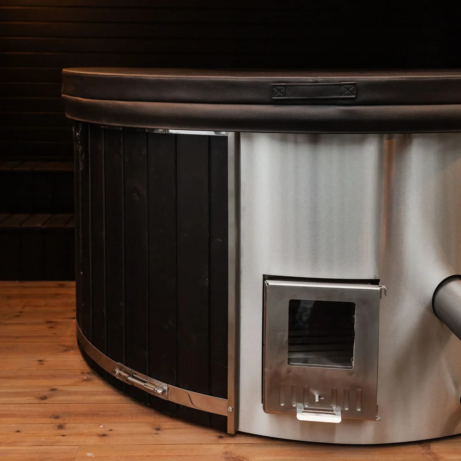 Outdoor Glass-Front Sauna and Hot Tub Suite, view 5
