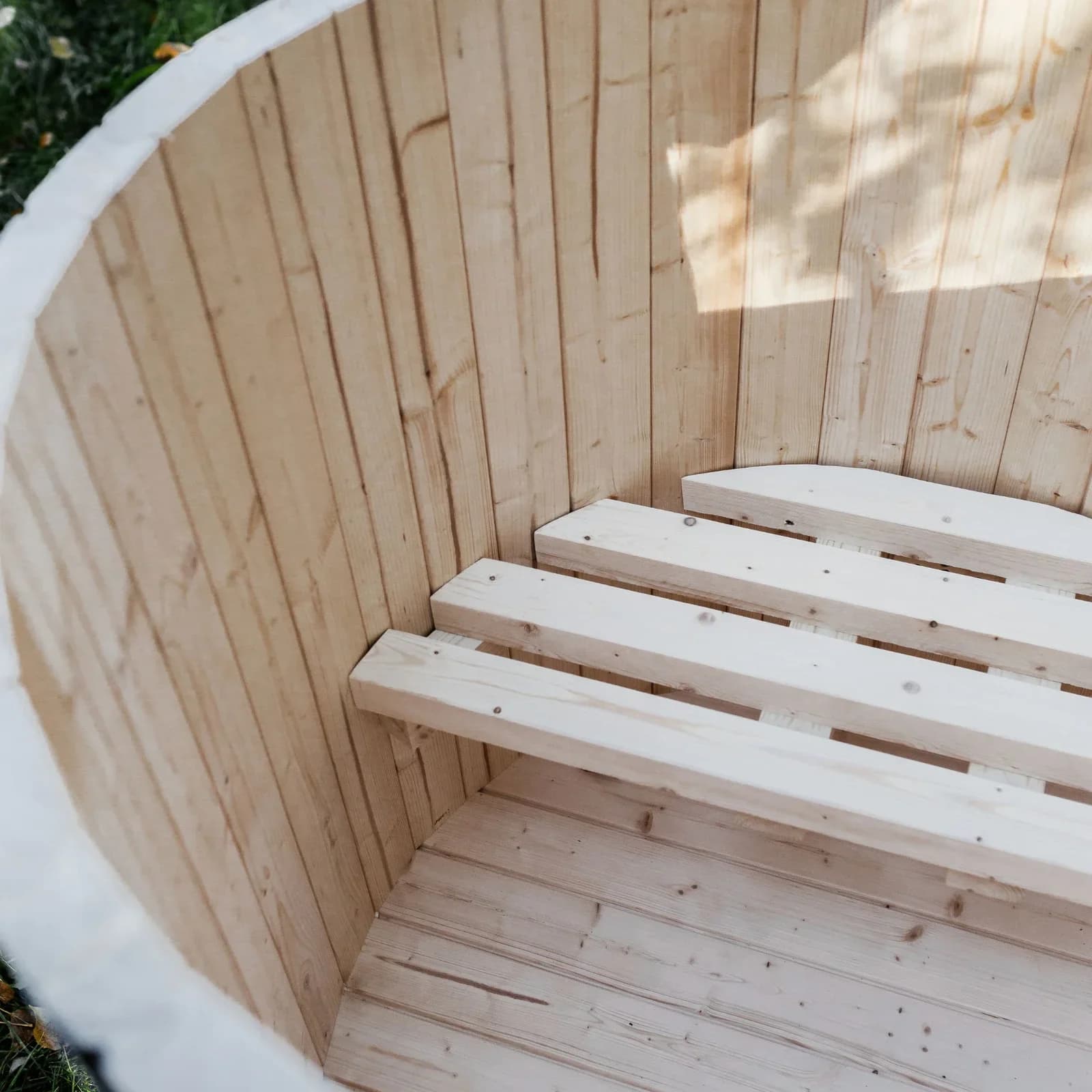 Outdoor Single-Person Wooden Cold Plunge Tub, view 9