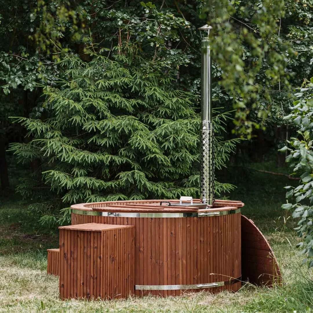 Outdoor Stainless Steel Hot Tub with Integrated Heater for 6-7 People